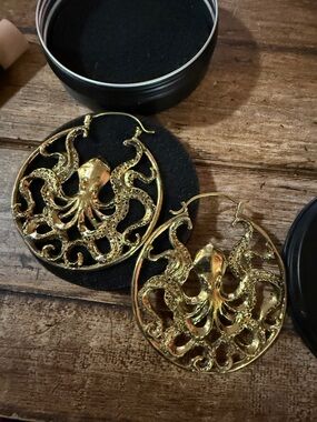 Gold Octopus Filigree Hoop Earrings - Women Jewelry Earrings from Ask & Embla